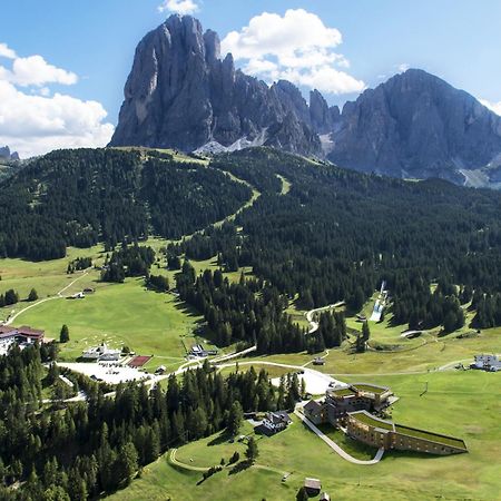 辛迪瓦夫斯酒店 Santa Cristina Val Gardena 外观 照片