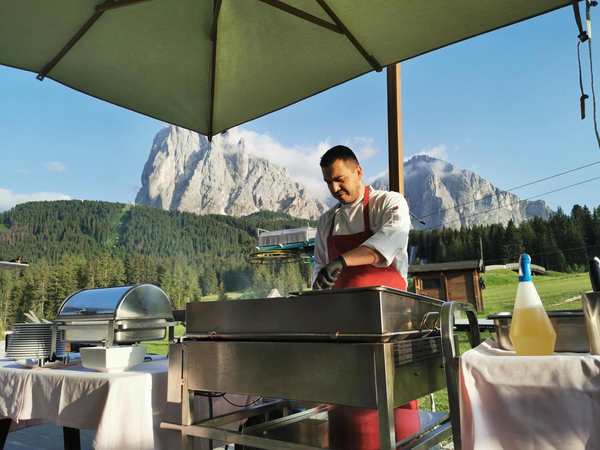 辛迪瓦夫斯酒店 Santa Cristina Val Gardena 外观 照片