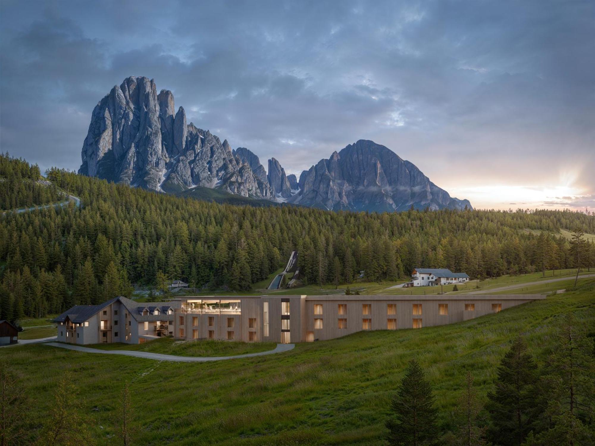 辛迪瓦夫斯酒店 Santa Cristina Val Gardena 外观 照片